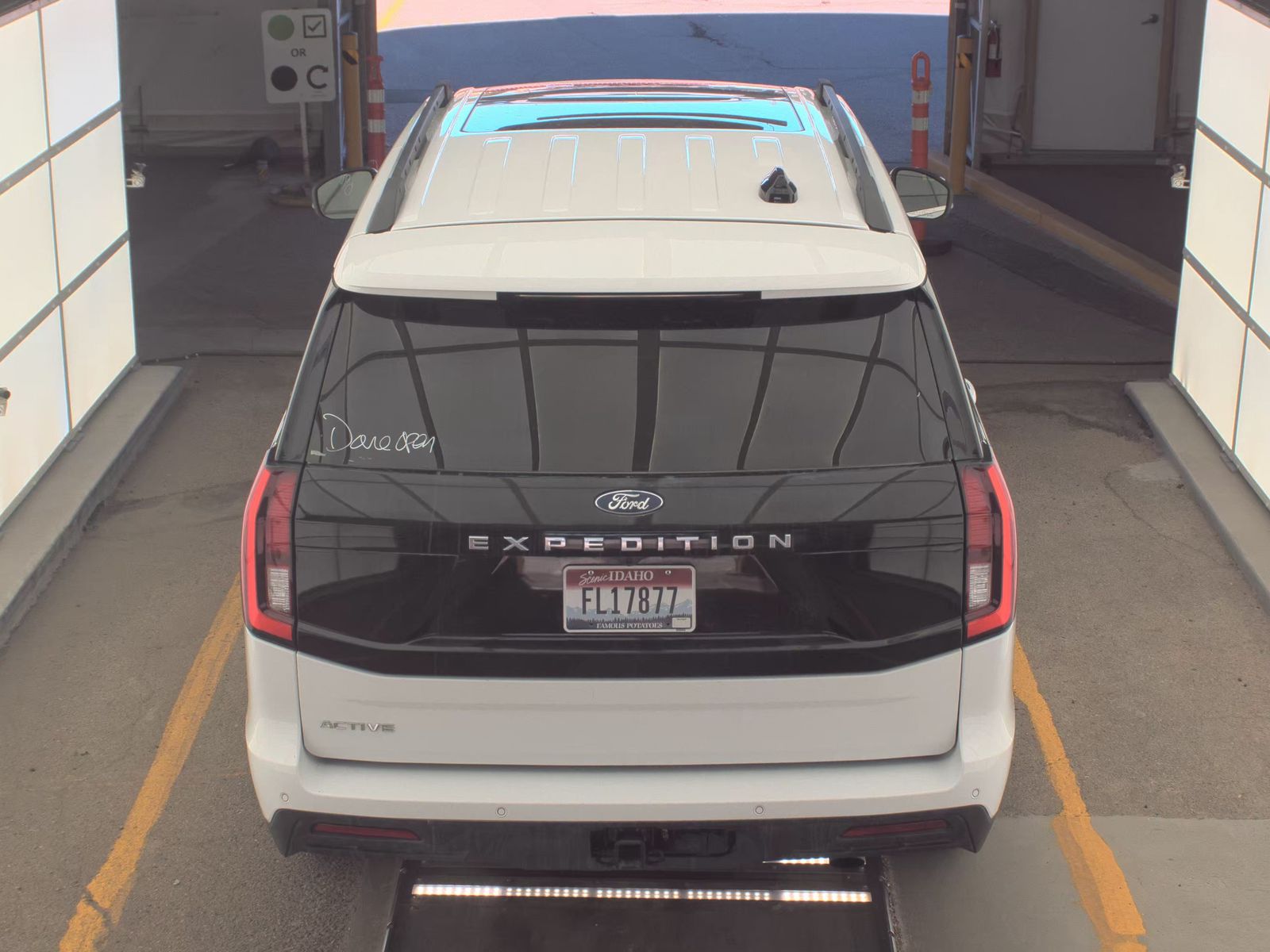 FORD EXPEDITION - 6