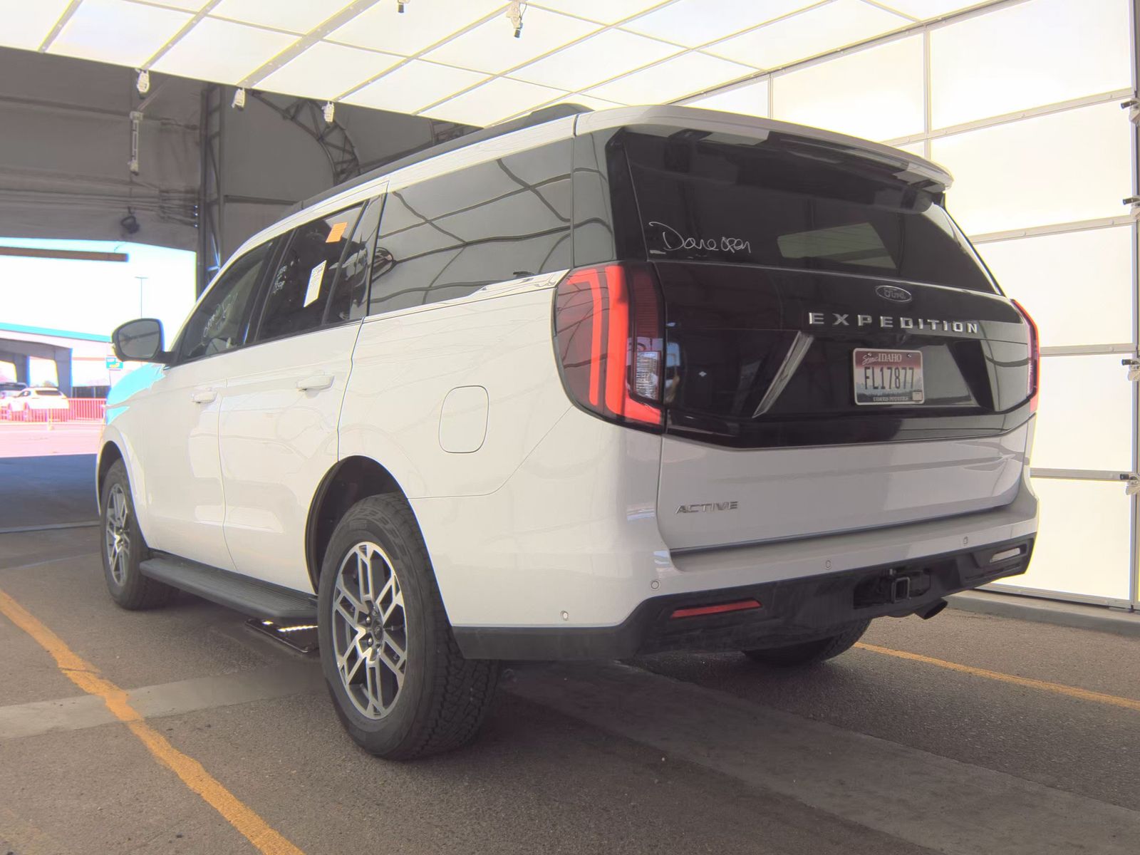 FORD EXPEDITION - 7