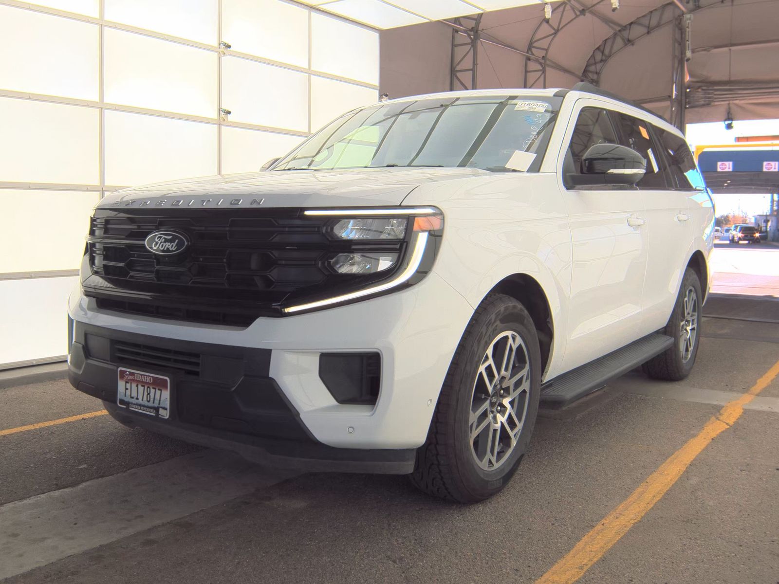 FORD EXPEDITION - 1