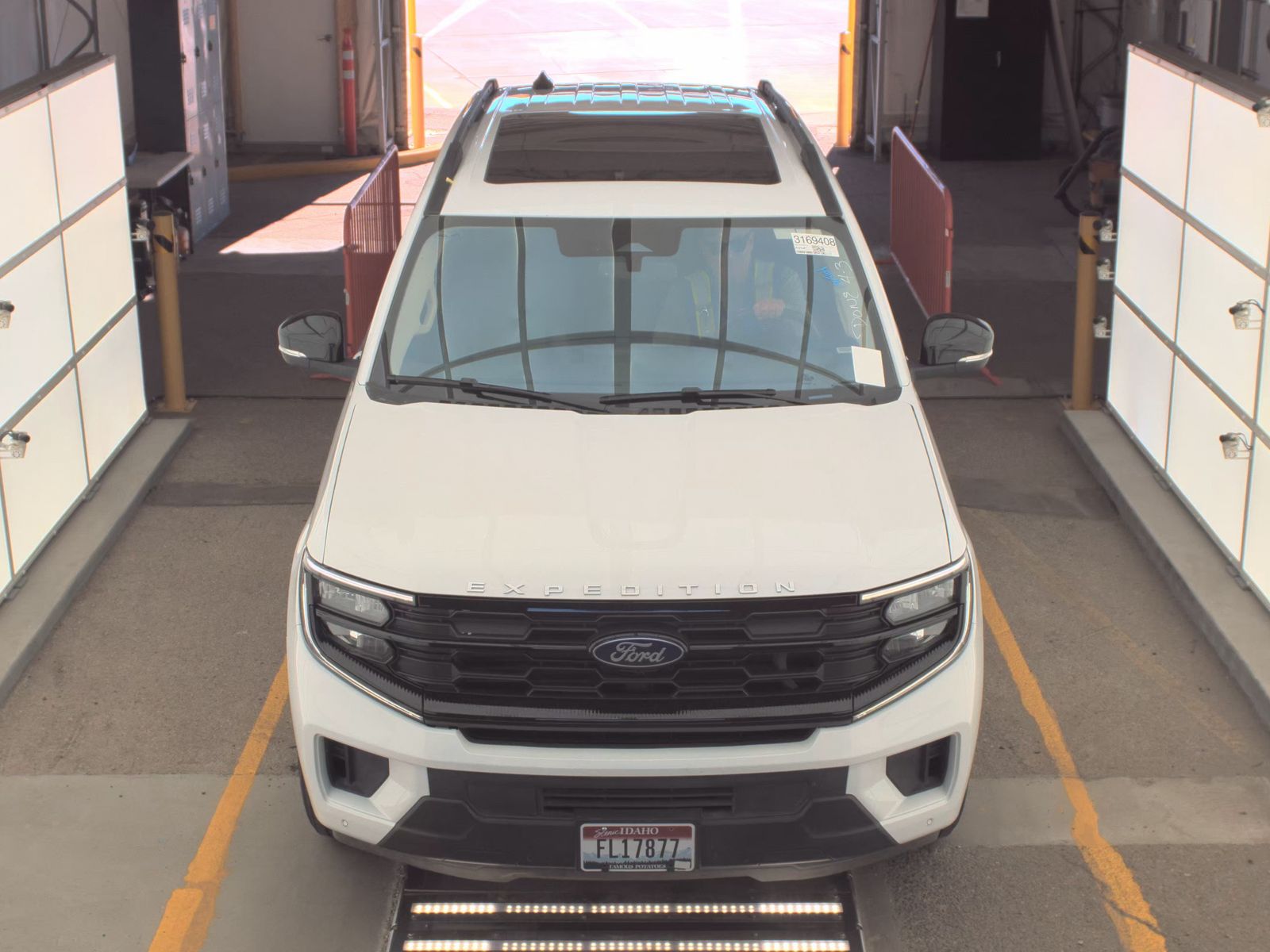 FORD EXPEDITION - 3