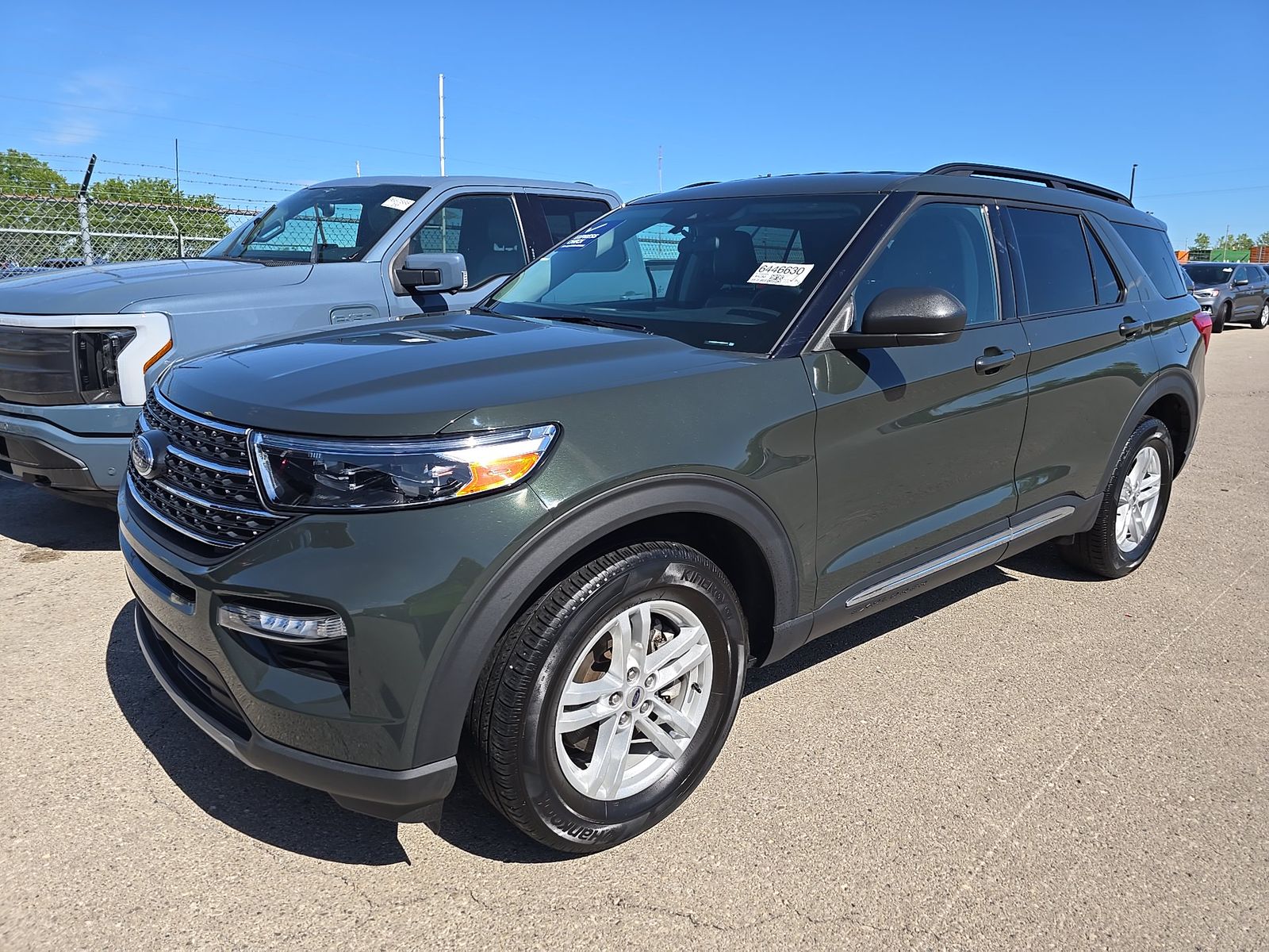 FORD EXPLORER - 1