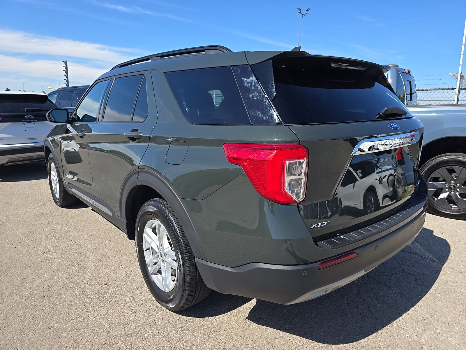 FORD EXPLORER - 7