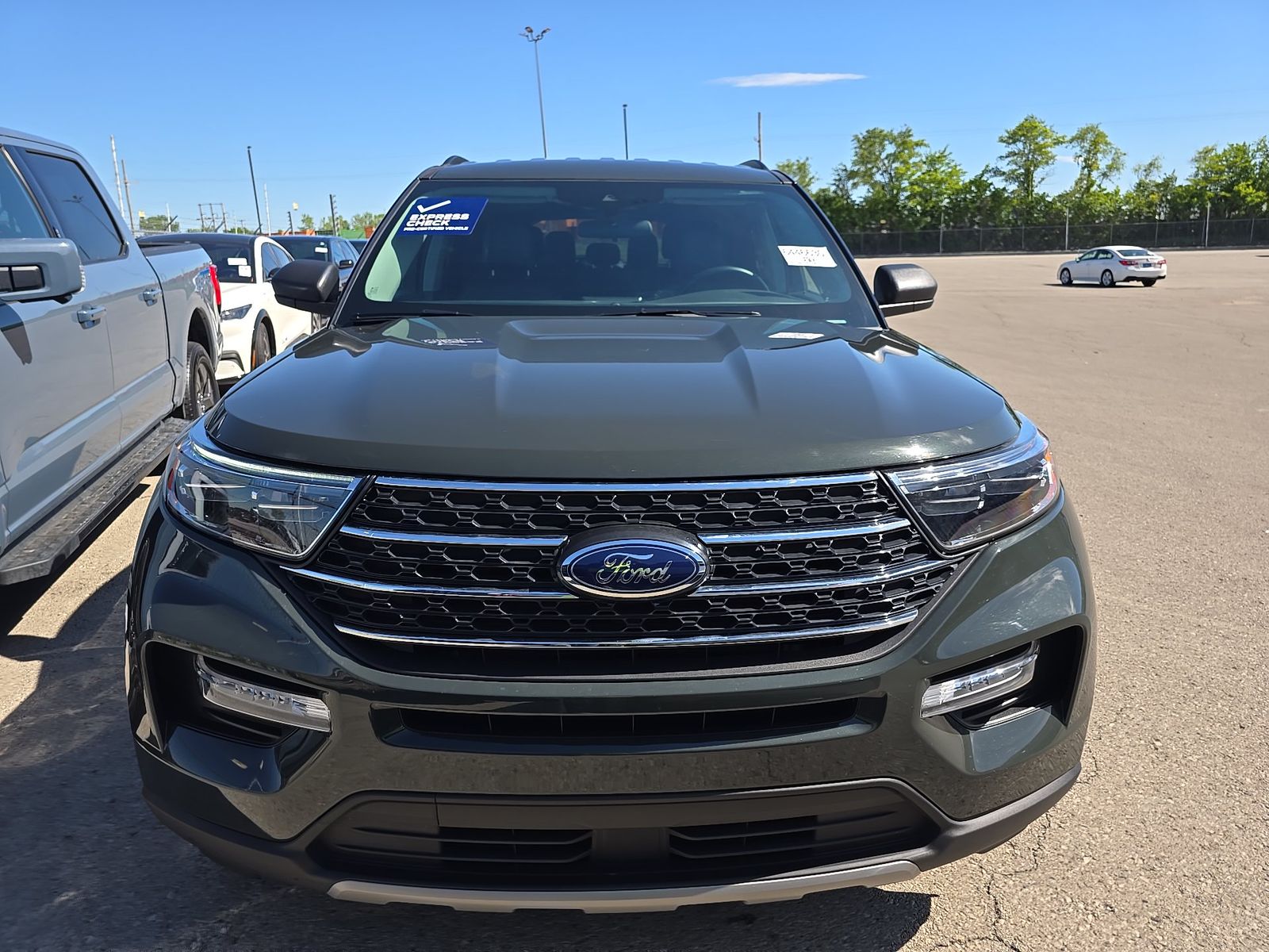 FORD EXPLORER - 3