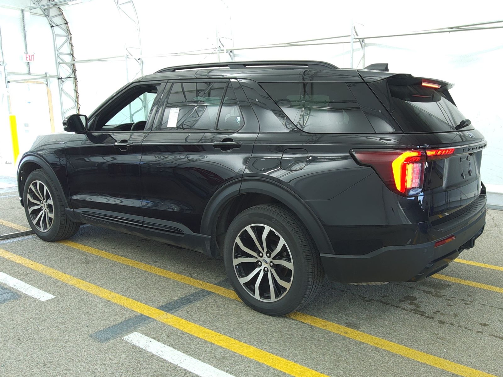 FORD EXPLORER - 7