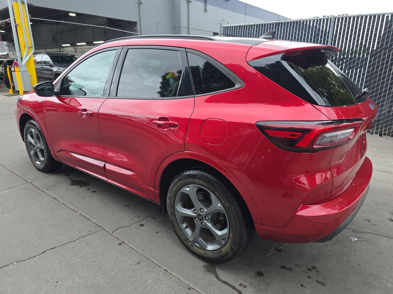 FORD ESCAPE - 7