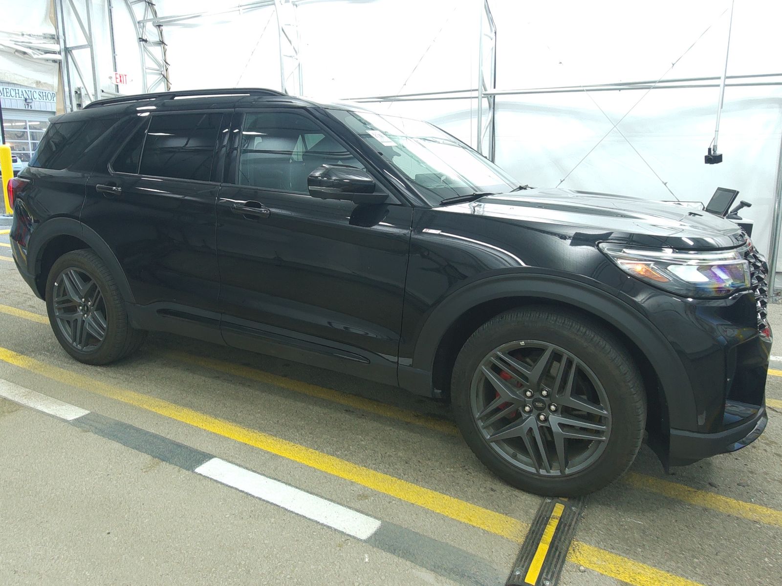 FORD EXPLORER - 4