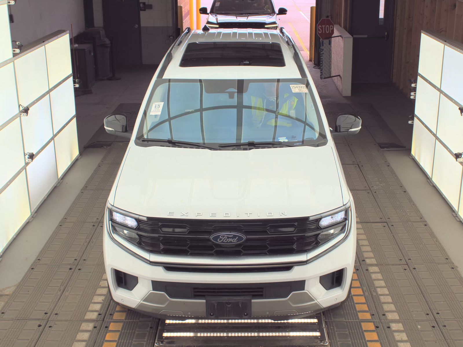 FORD EXPEDITION MAX - 3