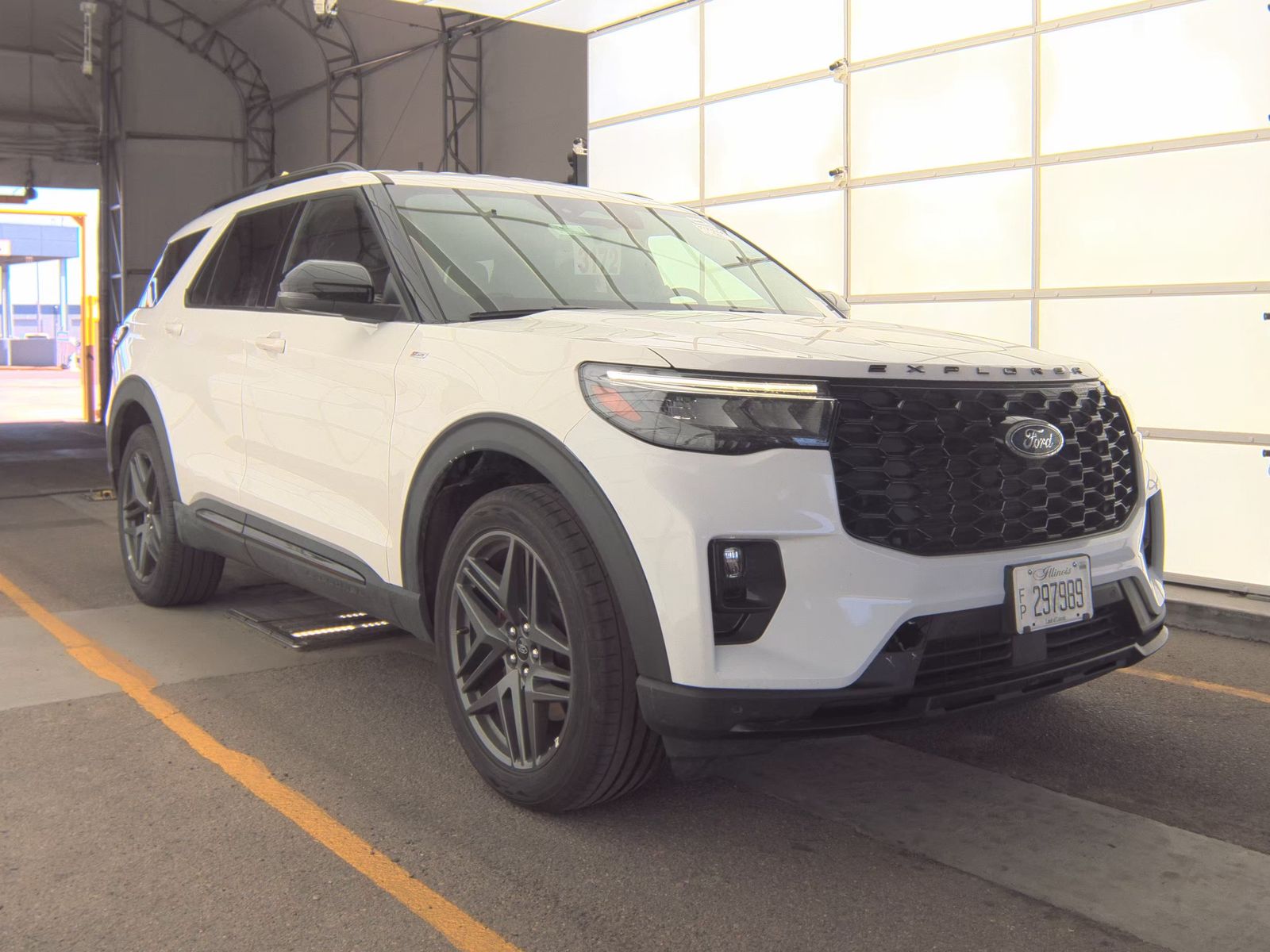 FORD EXPLORER - 4