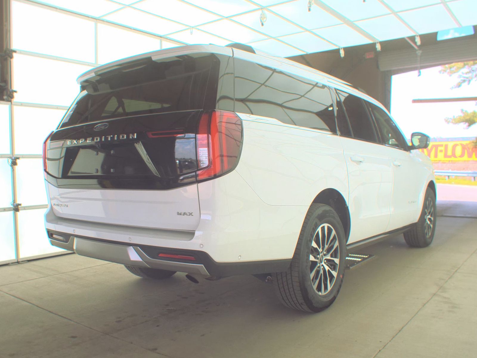 FORD EXPEDITION MAX - 5