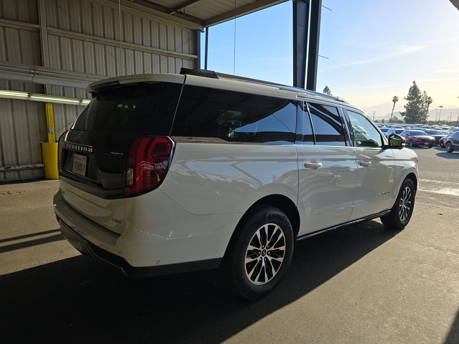 FORD EXPEDITION MAX - 5