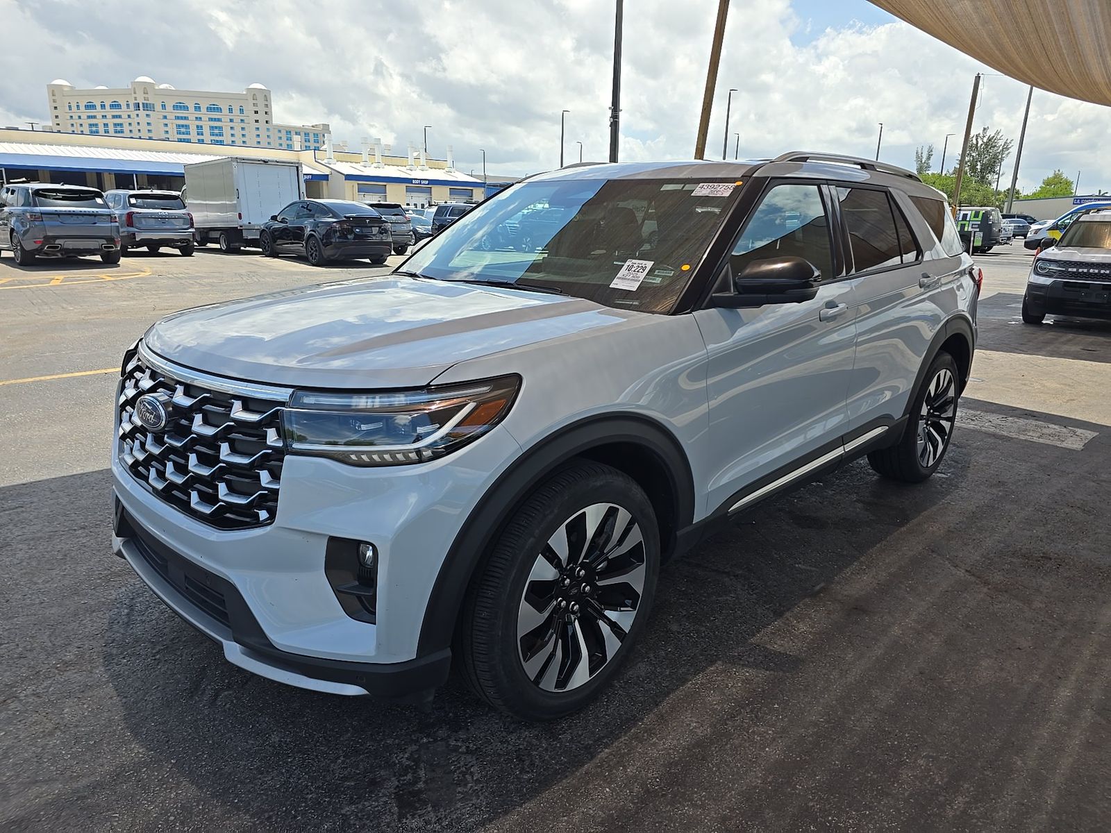 FORD EXPLORER - 1