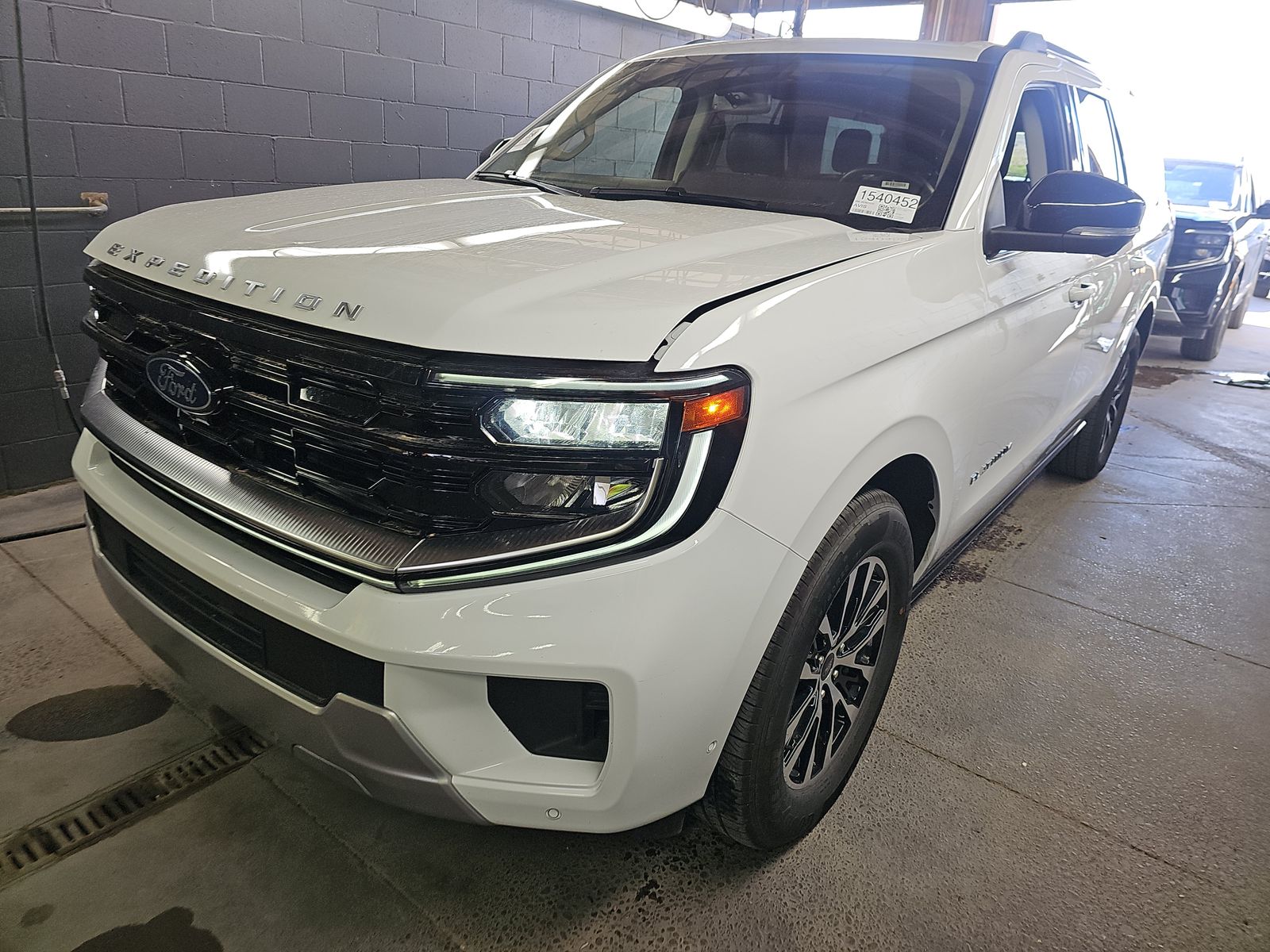 FORD EXPEDITION MAX - 1