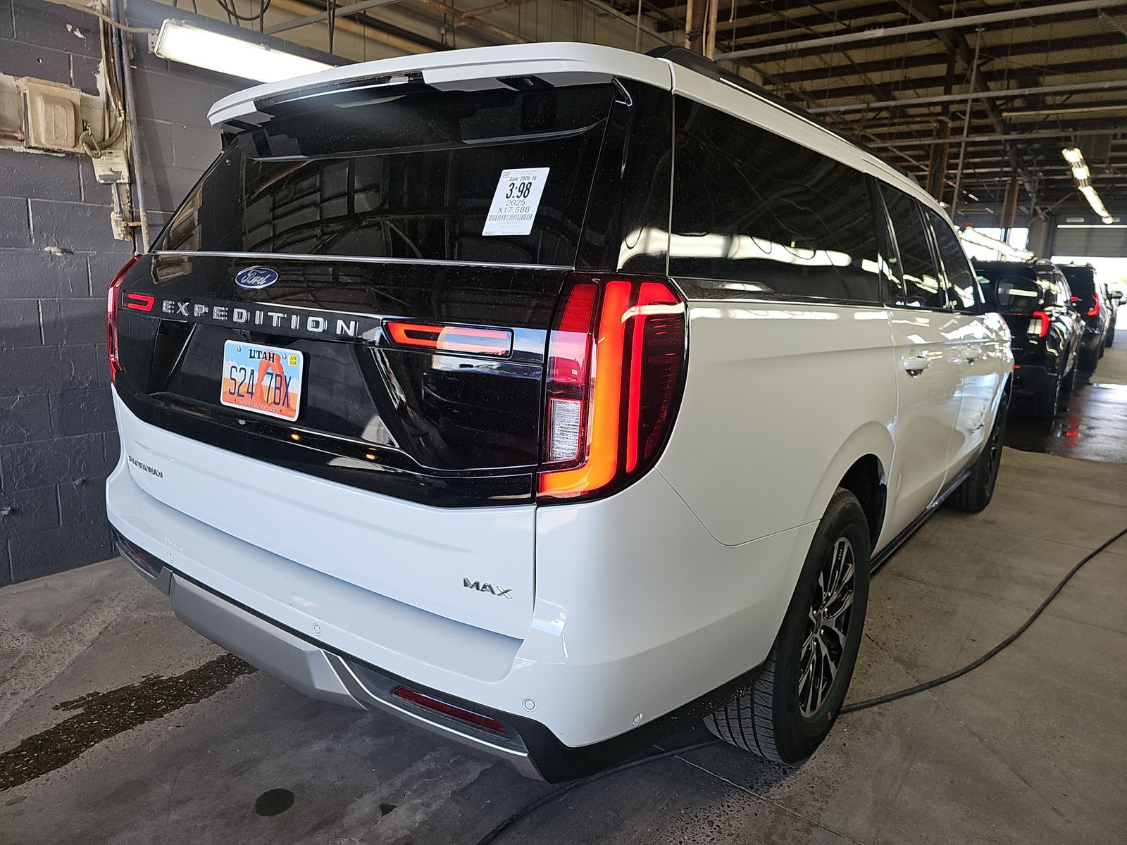 FORD EXPEDITION MAX - 5