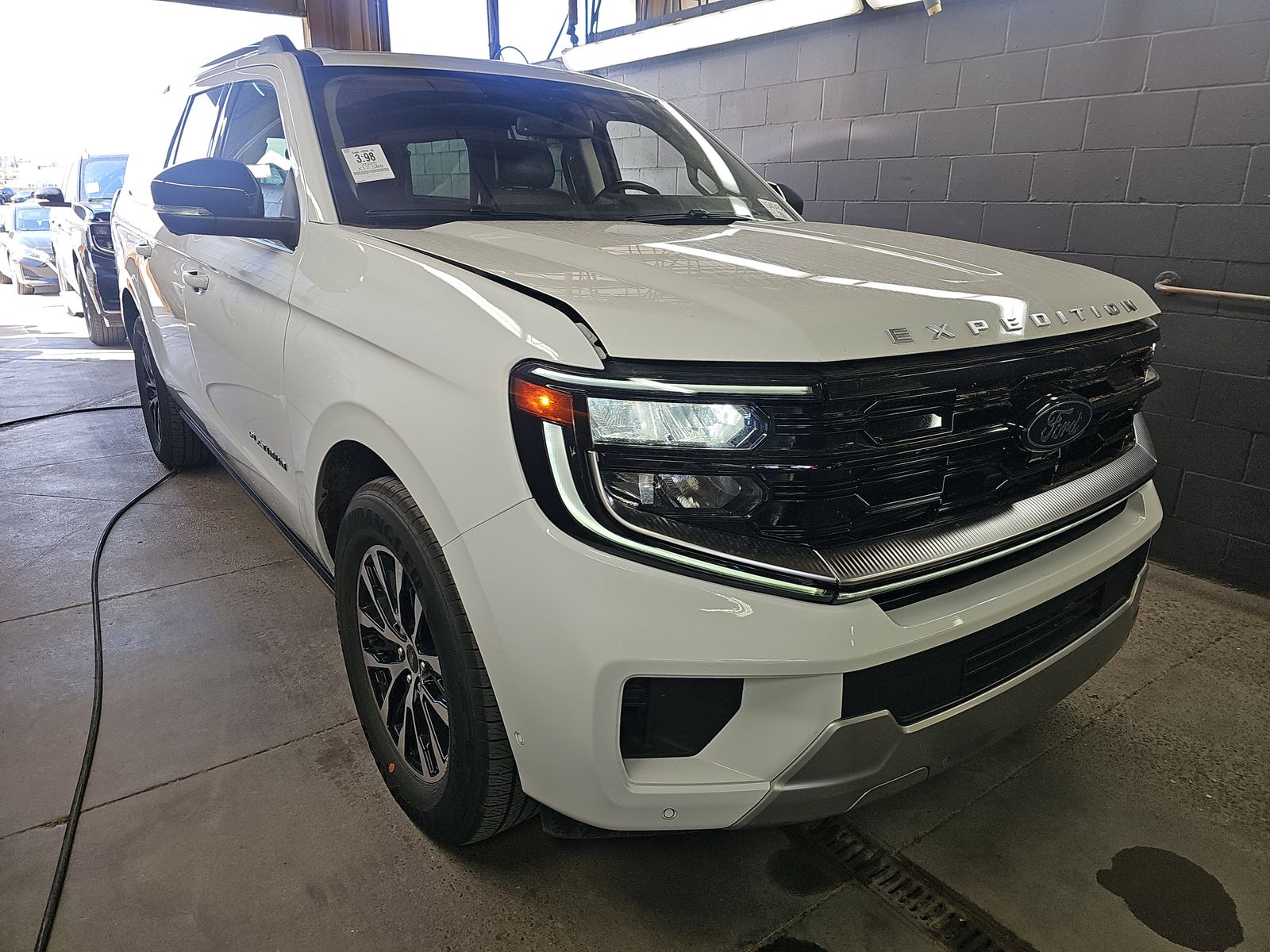 FORD EXPEDITION MAX - 4