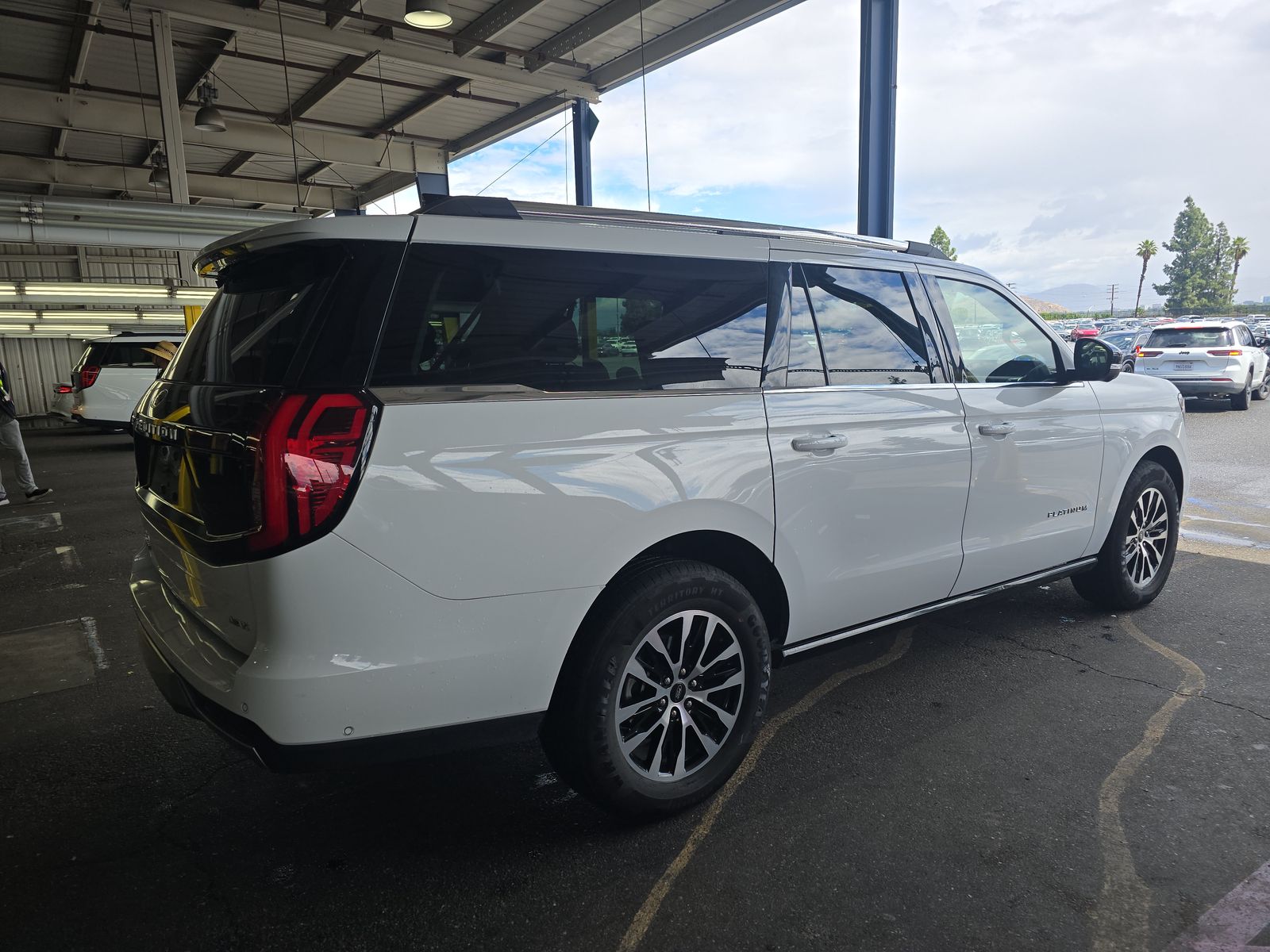 FORD EXPEDITION MAX - 5