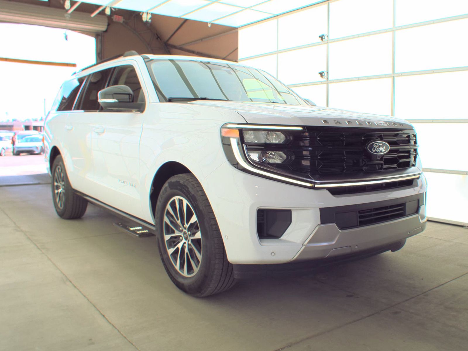 FORD EXPEDITION MAX - 4