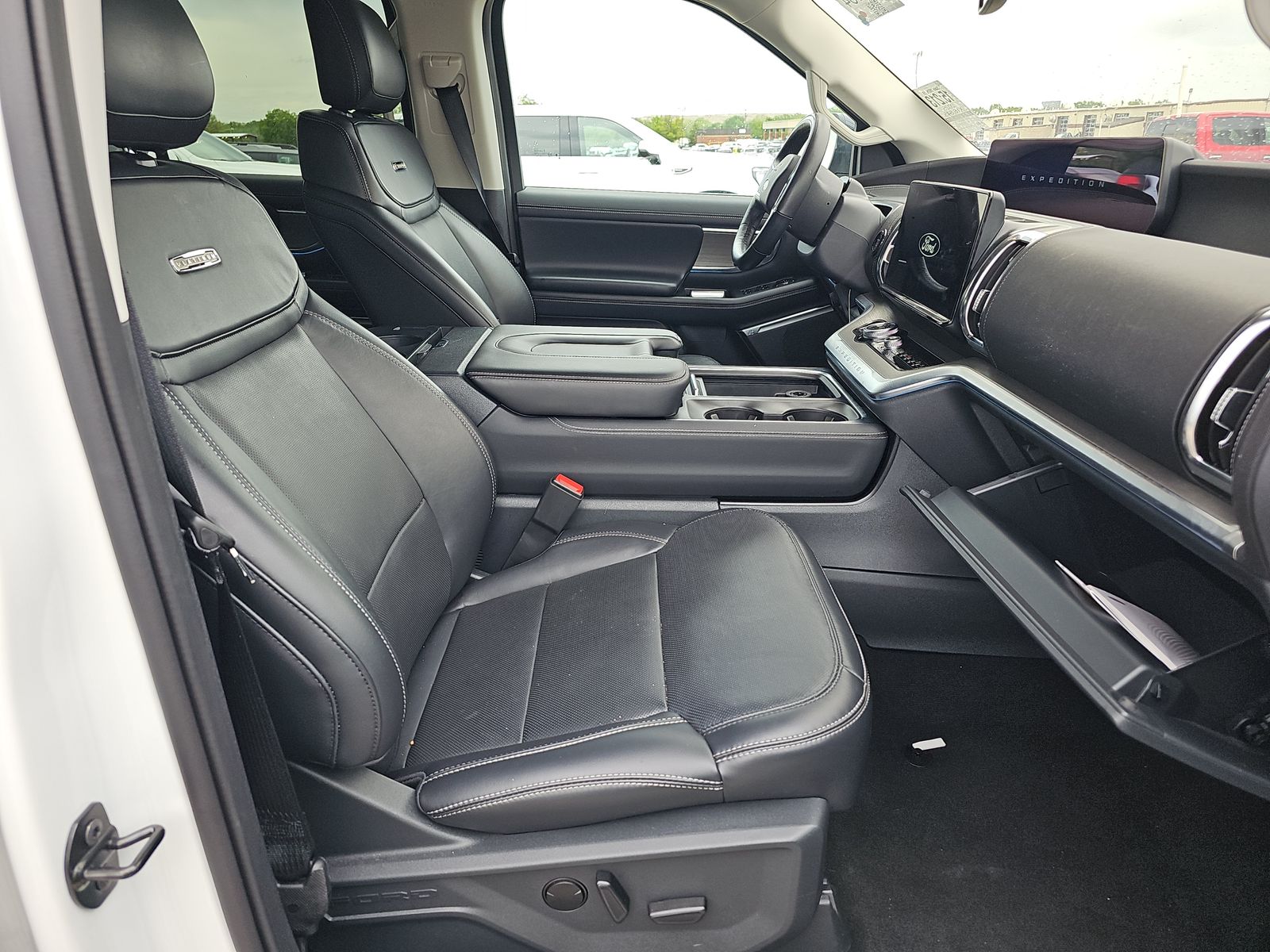 FORD EXPEDITION MAX - 9