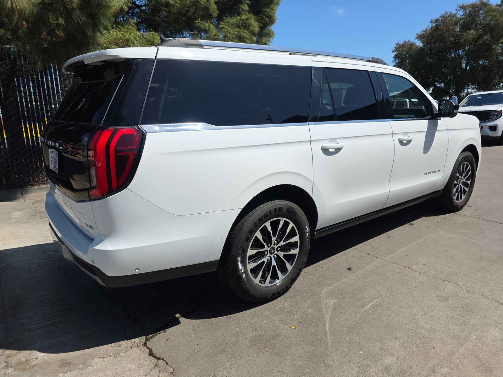 FORD EXPEDITION MAX - 5