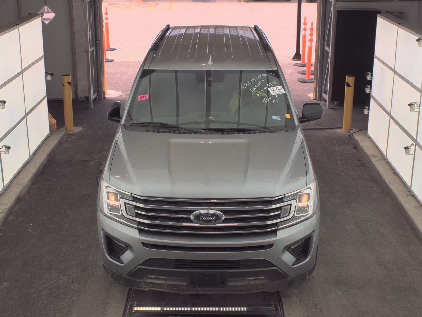 FORD EXPEDITION - 3