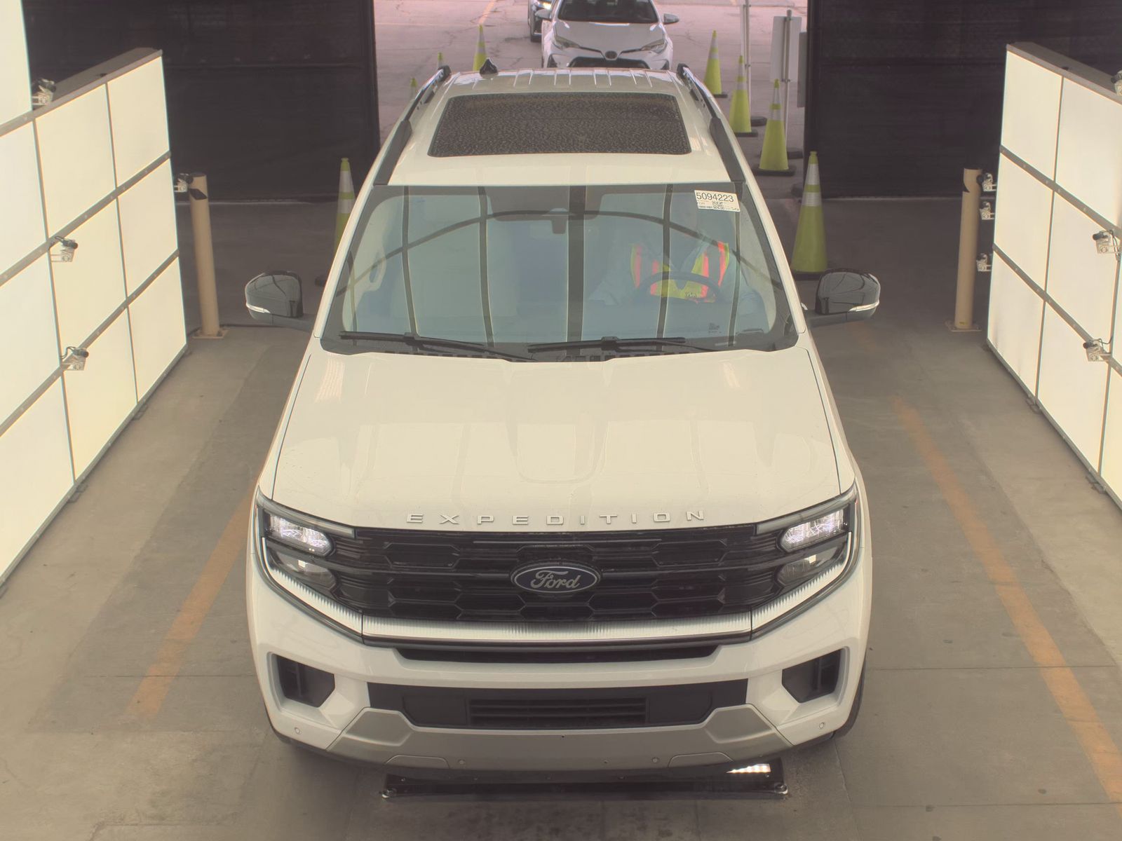 FORD EXPEDITION - 3