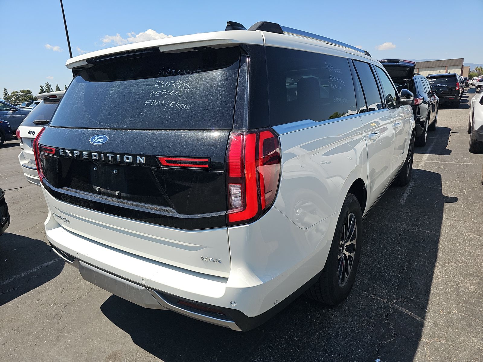 FORD EXPEDITION MAX - 5