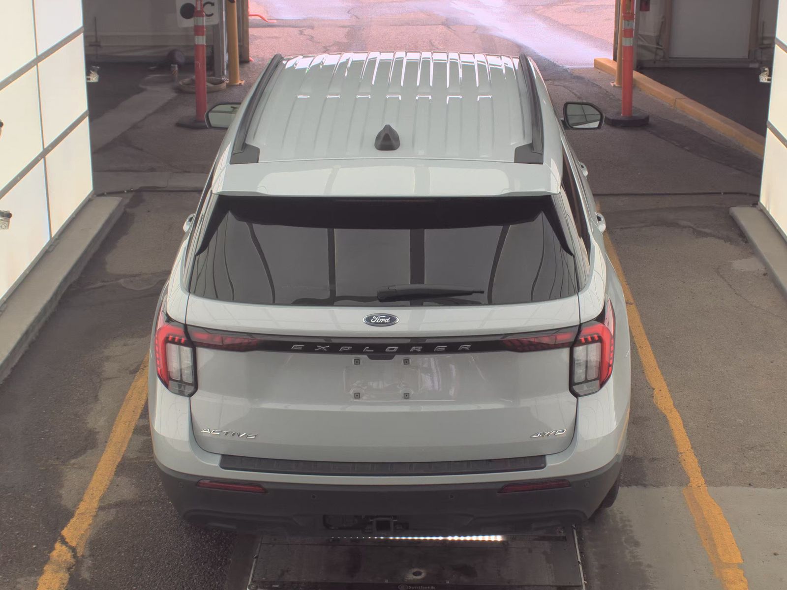 FORD EXPLORER - 7