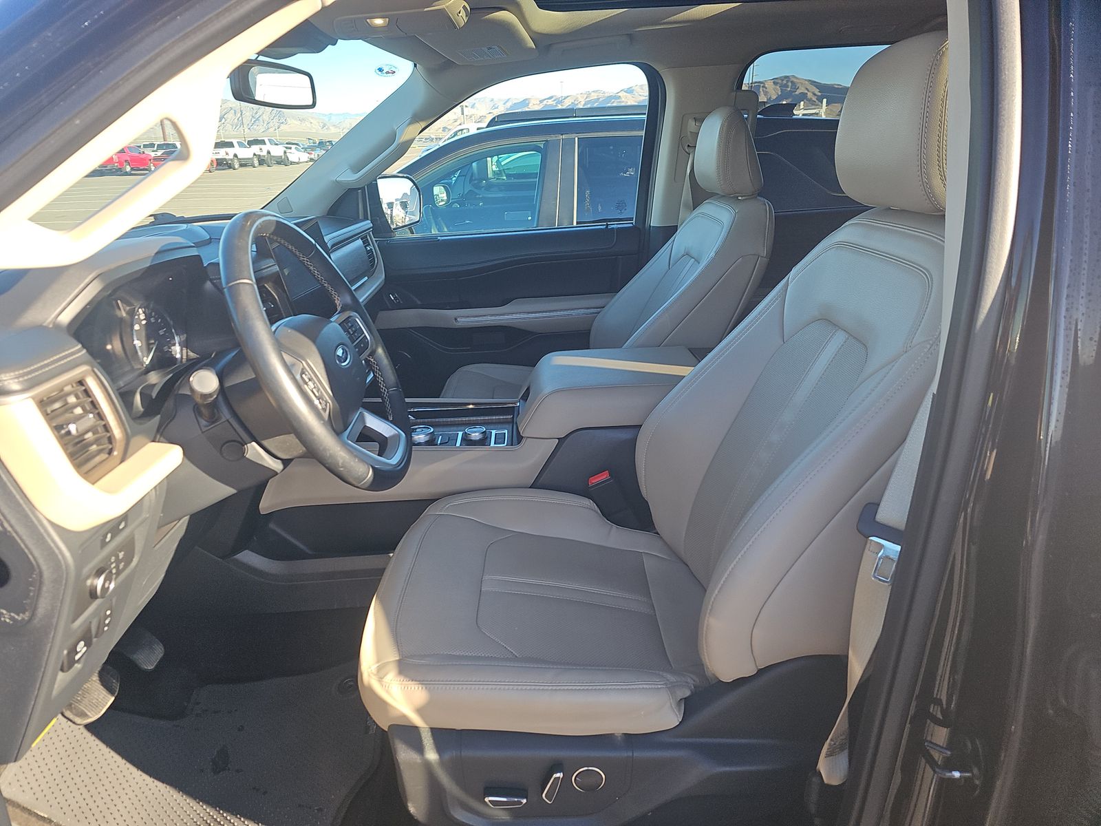 FORD EXPEDITION - 8