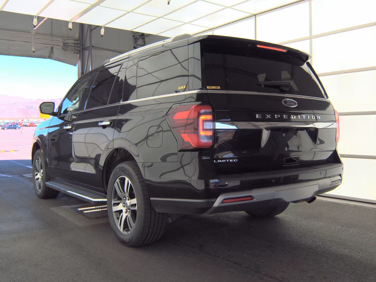 FORD EXPEDITION - 7