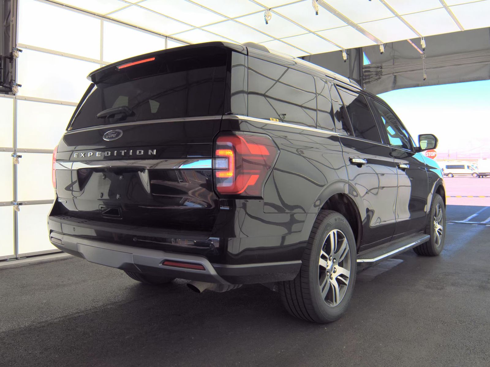 FORD EXPEDITION - 5
