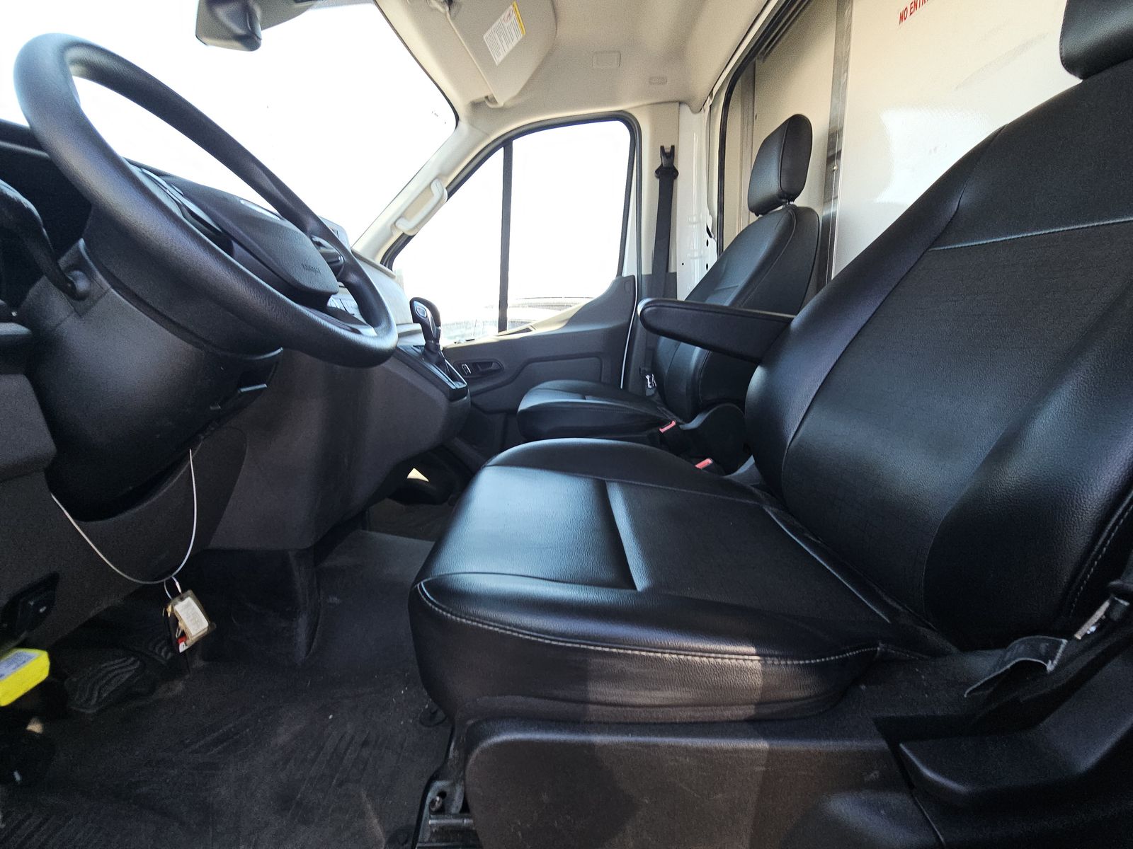 FORD TRANSIT 350 - 8