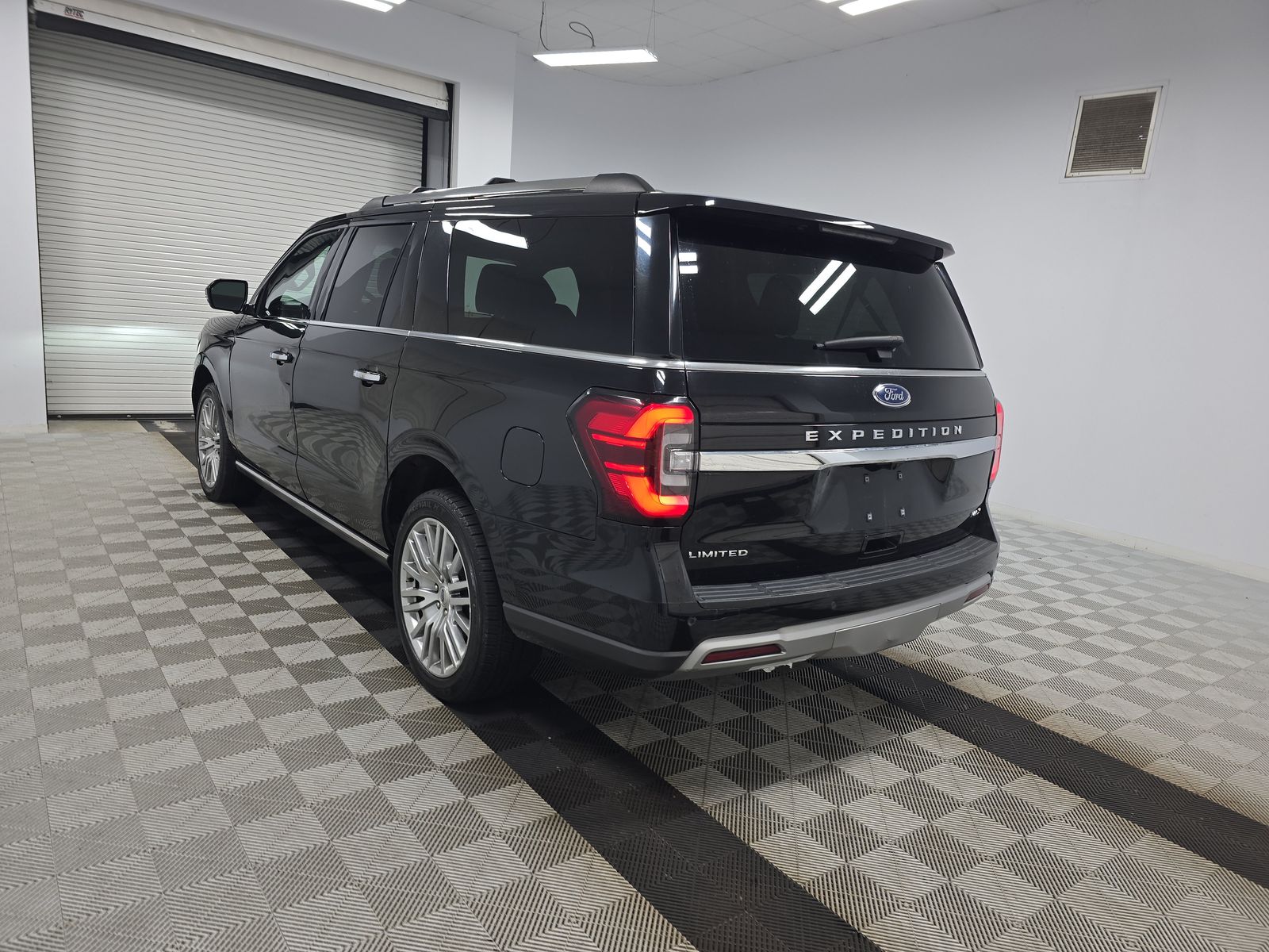 FORD EXPEDITION MAX - 7