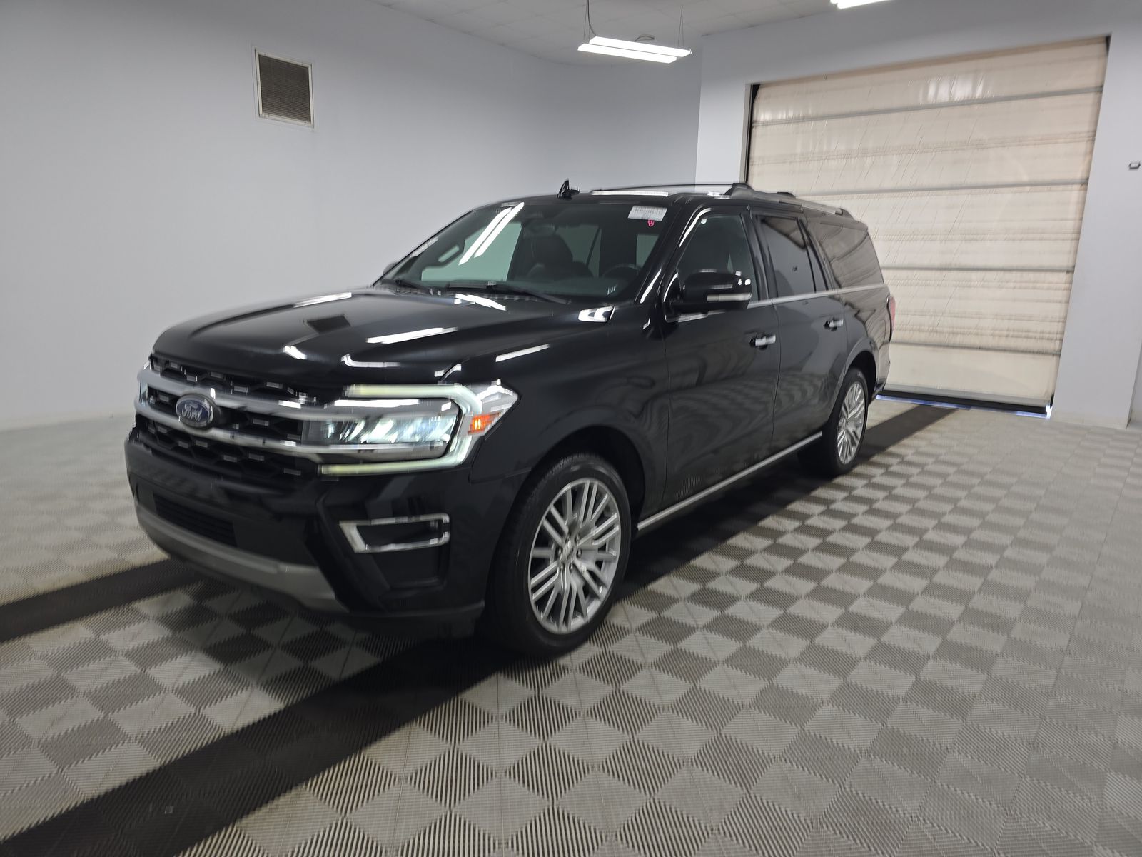 FORD EXPEDITION MAX - 1