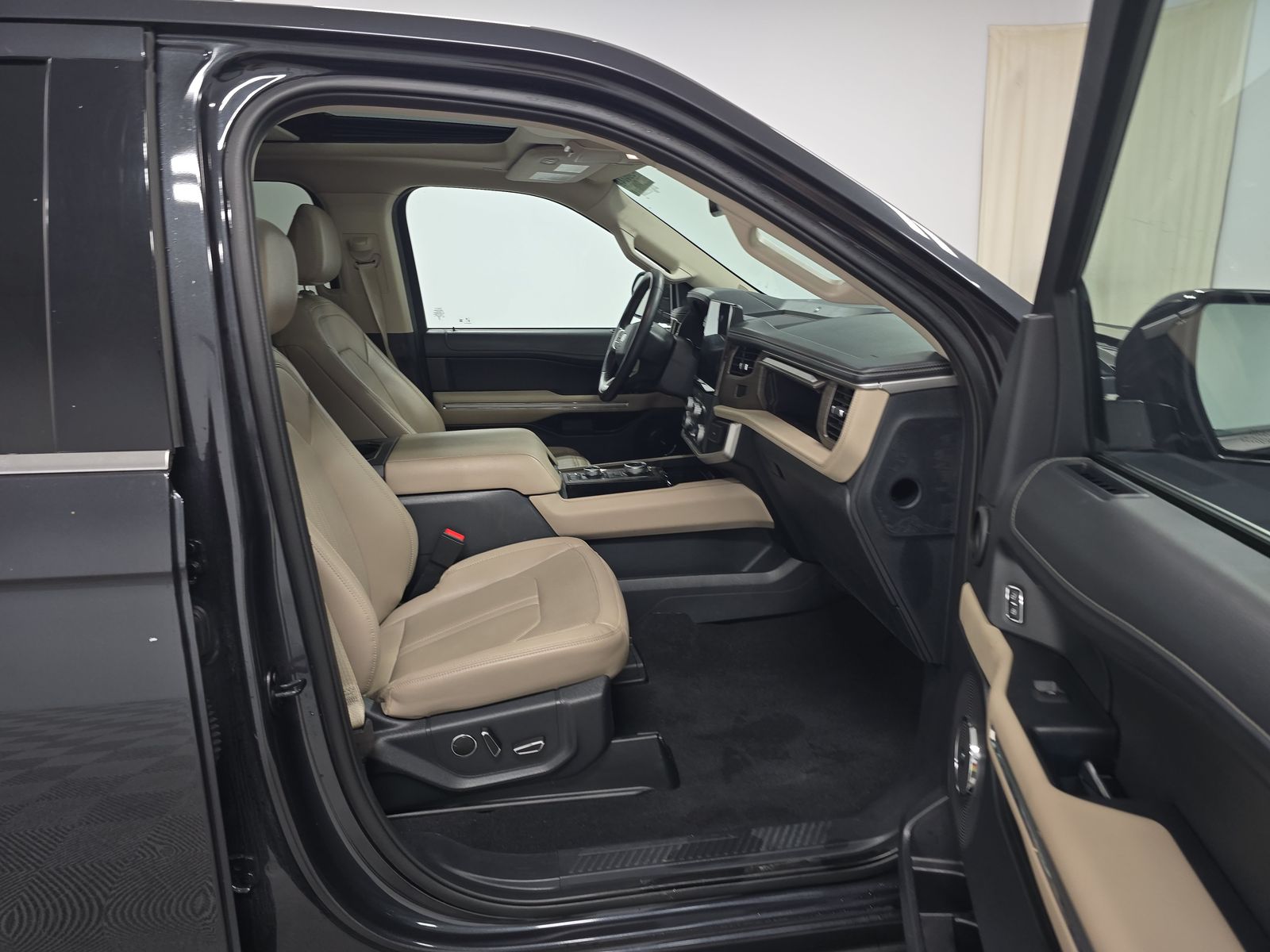 FORD EXPEDITION MAX - 9