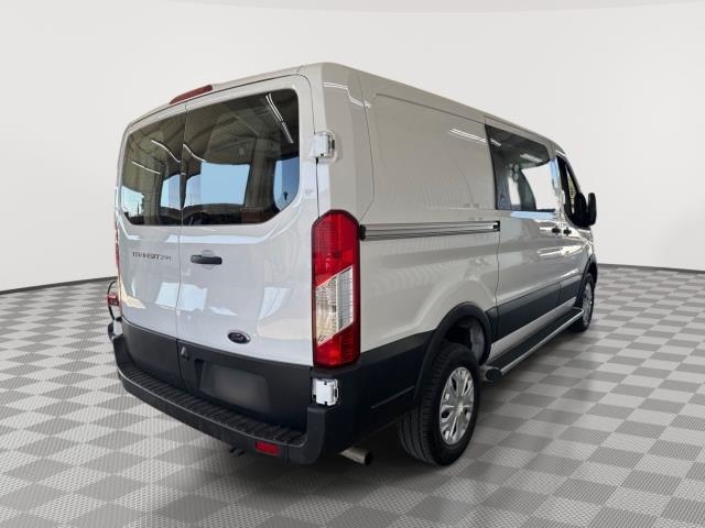 FORD TRANSIT 250 - 4
