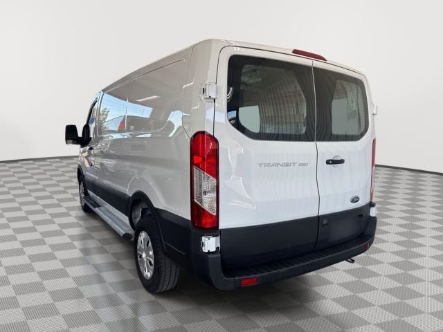FORD TRANSIT 250 - 3
