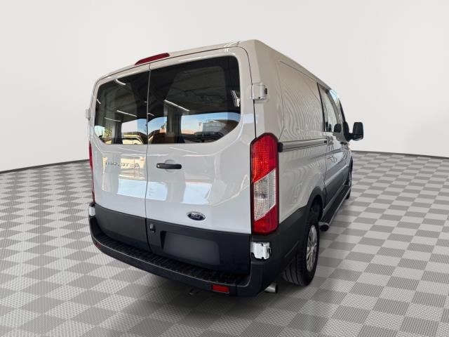 FORD TRANSIT 250 - 4
