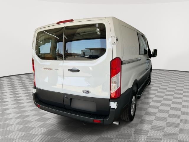 FORD TRANSIT 250 - 4