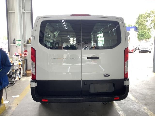 FORD TRANSIT 250 - 4