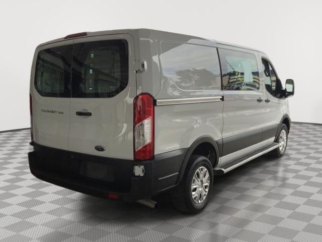 FORD TRANSIT 250 - 5