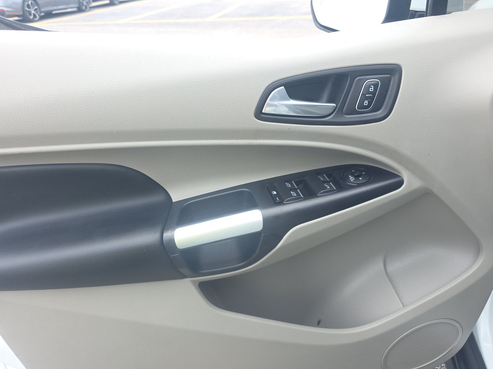 FORD TRANSIT CONNECT - 10
