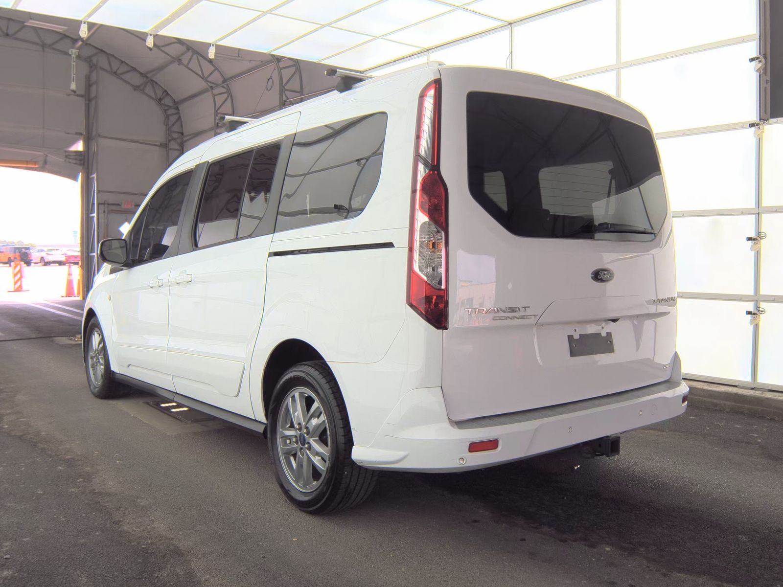 FORD TRANSIT CONNECT - 7