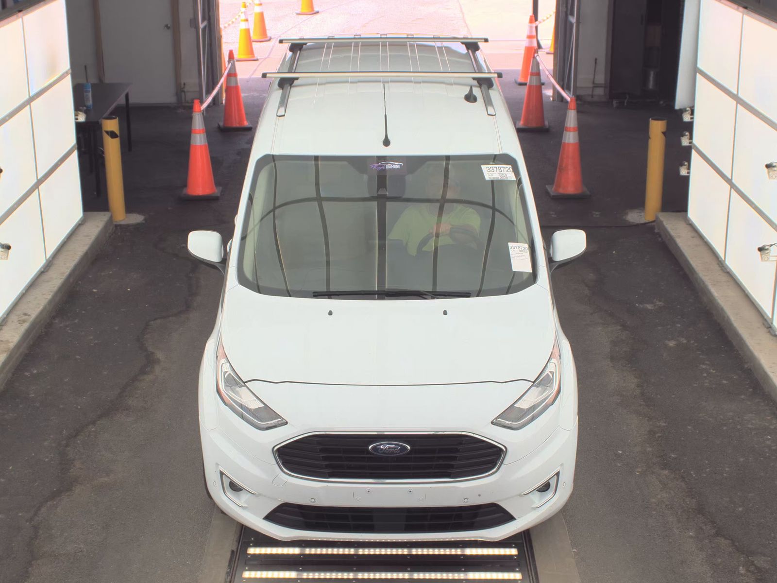 FORD TRANSIT CONNECT - 3