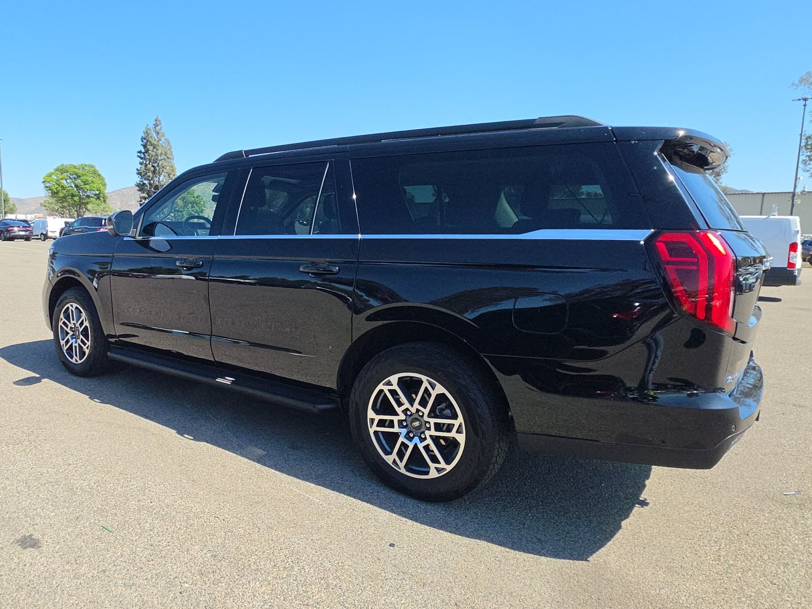 FORD EXPEDITION MAX - 7