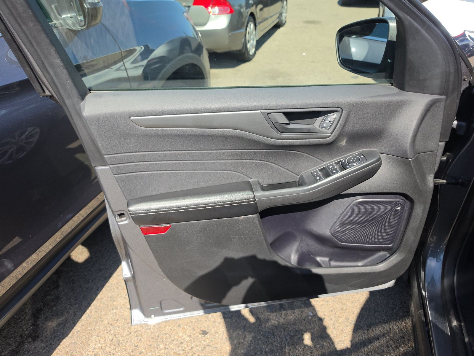 FORD ESCAPE - 10