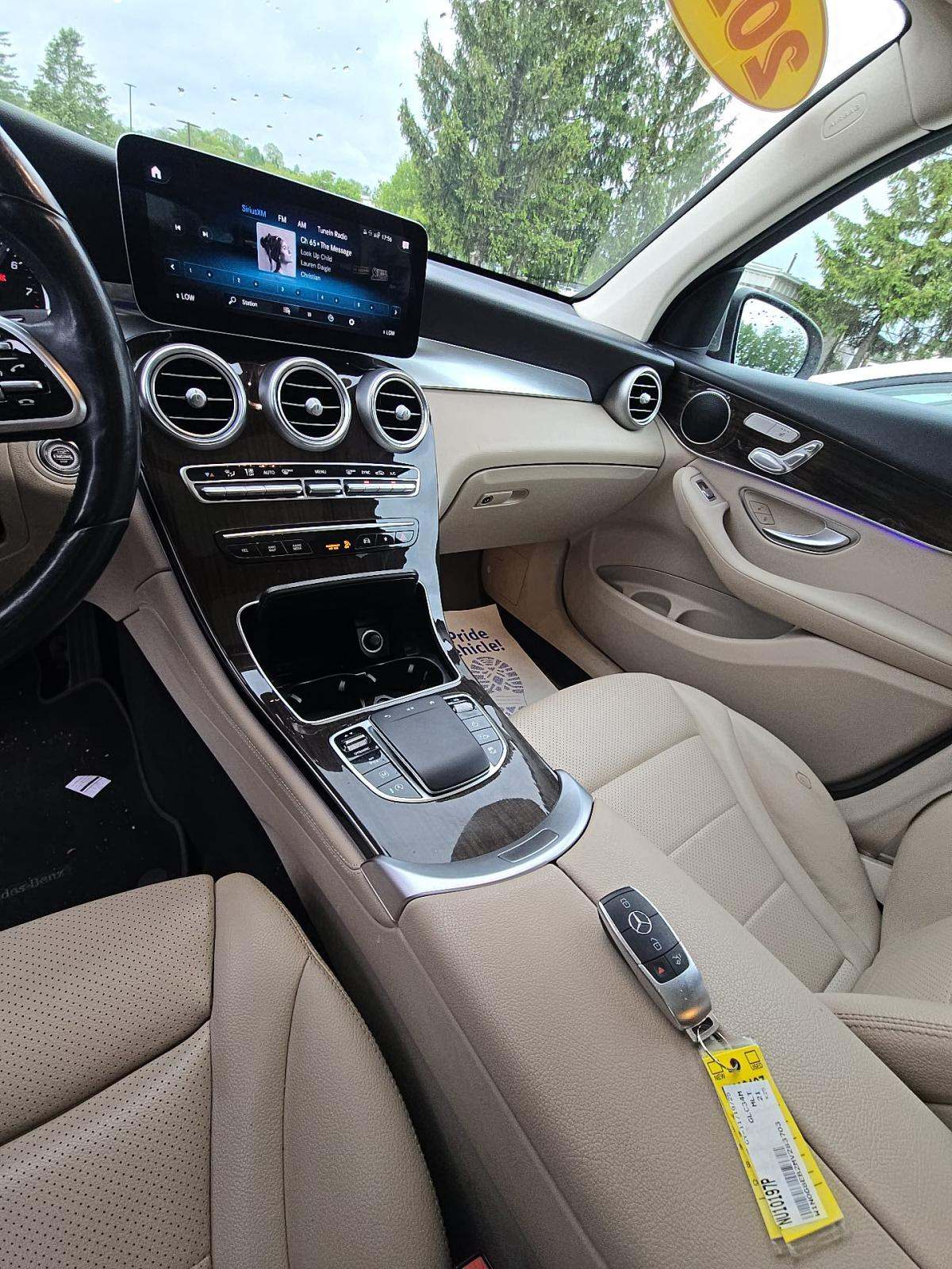 2021 Mercedes-Benz GLC GLC 300 AWD