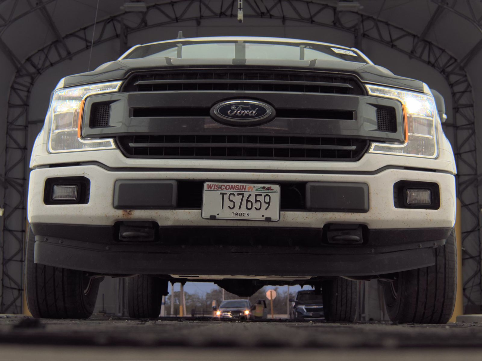 FORD F-150 - 4