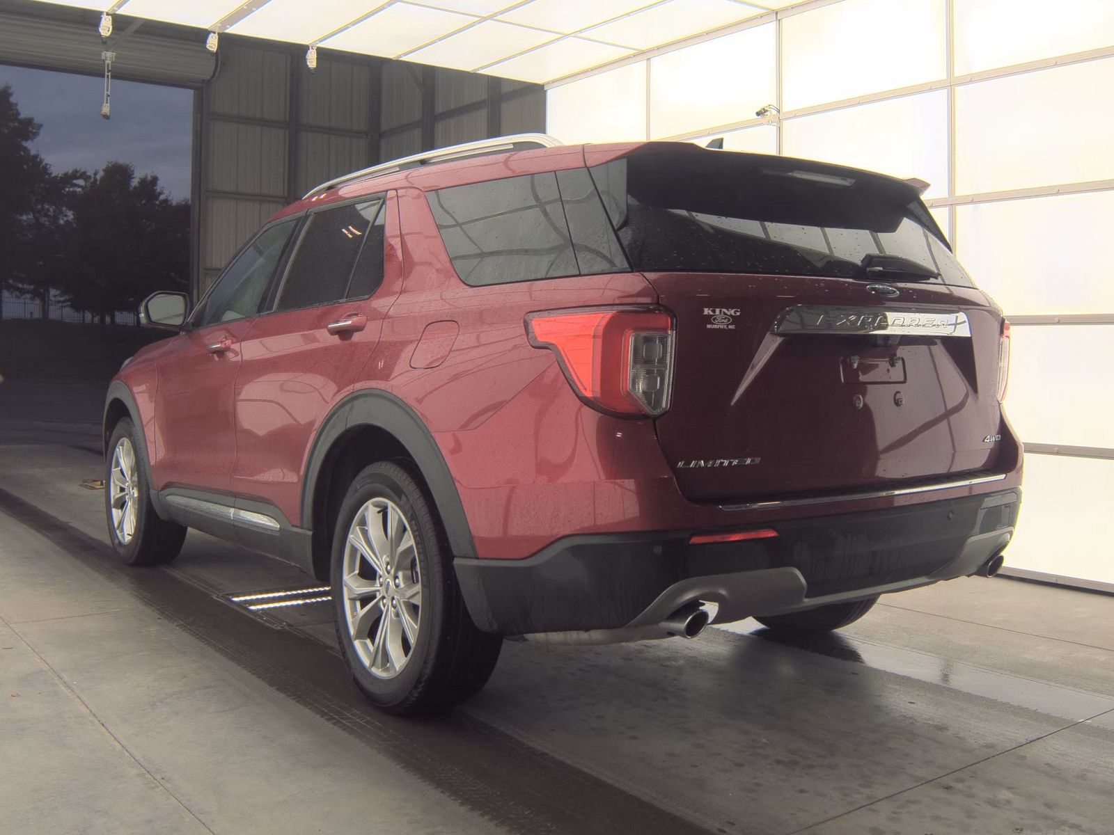 FORD EXPLORER - 9