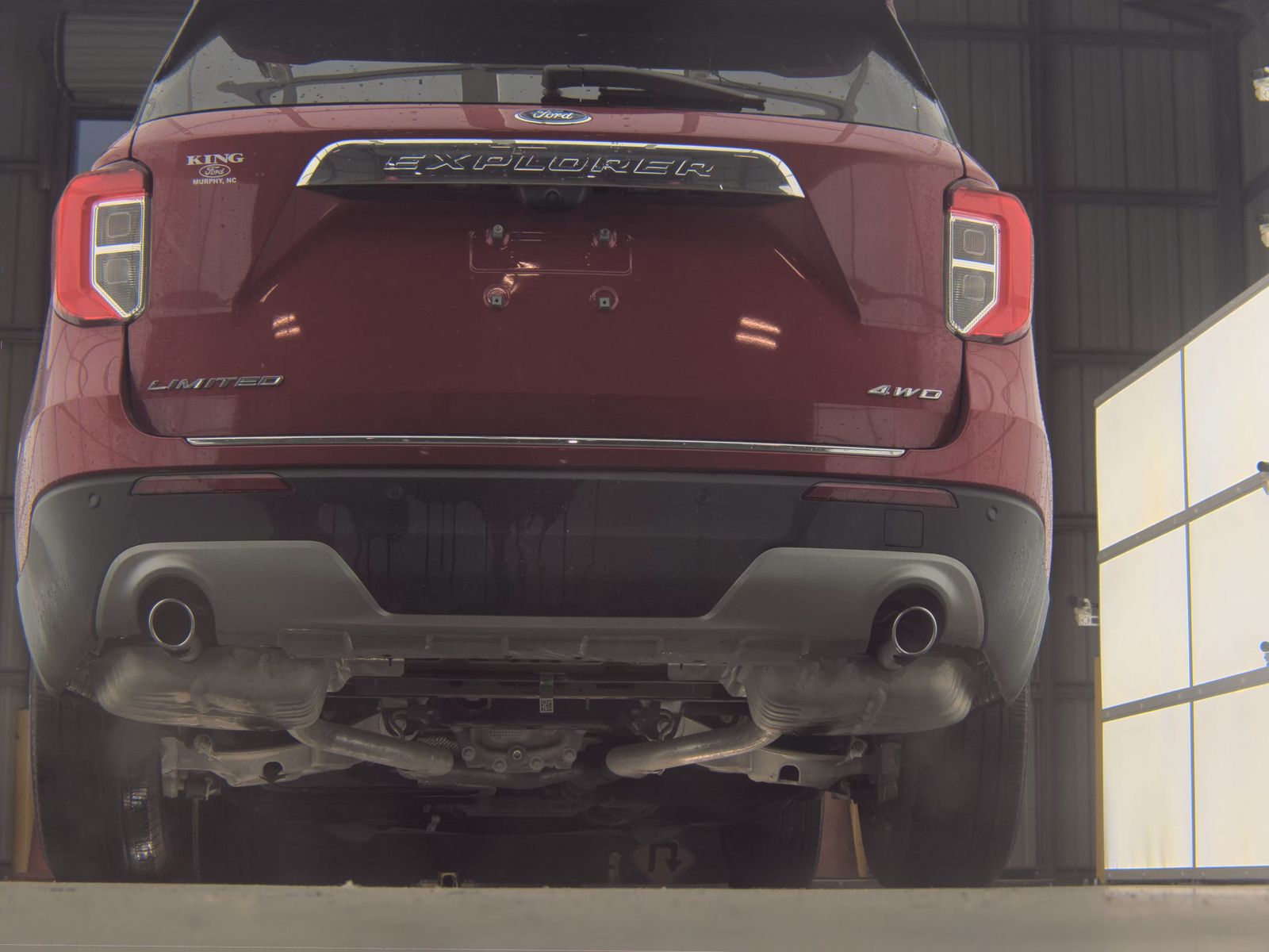 FORD EXPLORER - 8