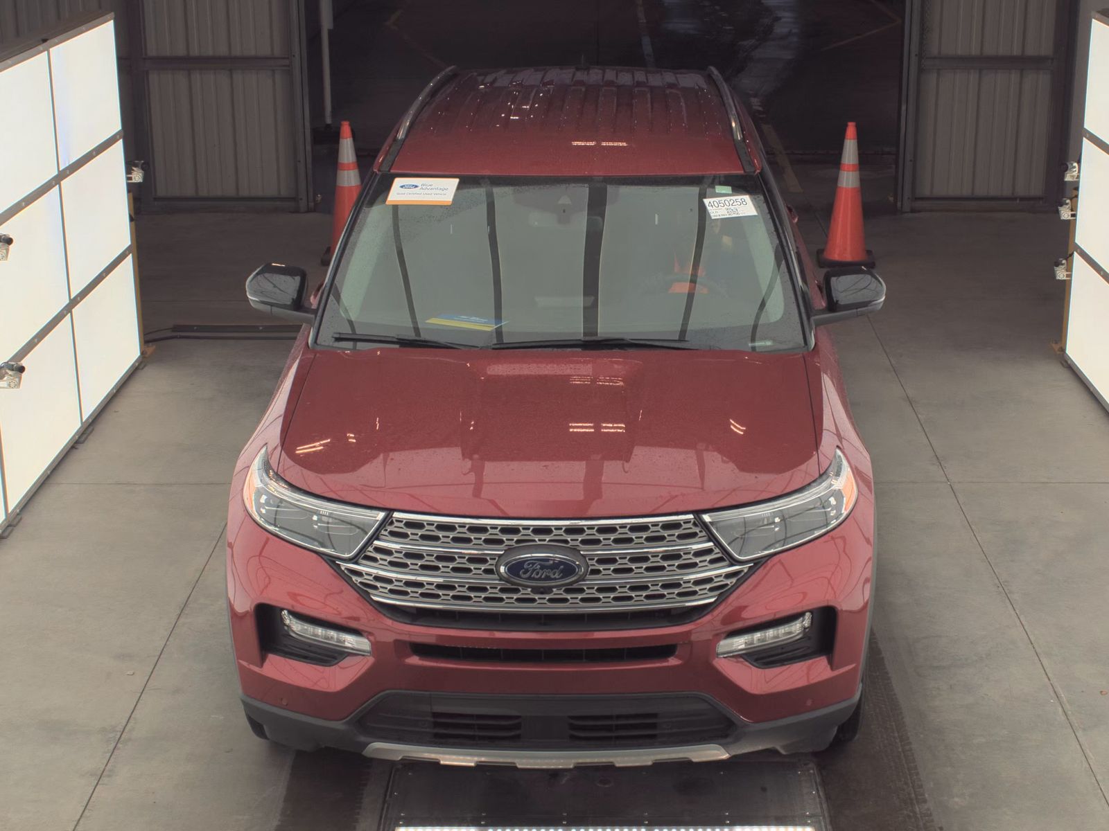 FORD EXPLORER - 3