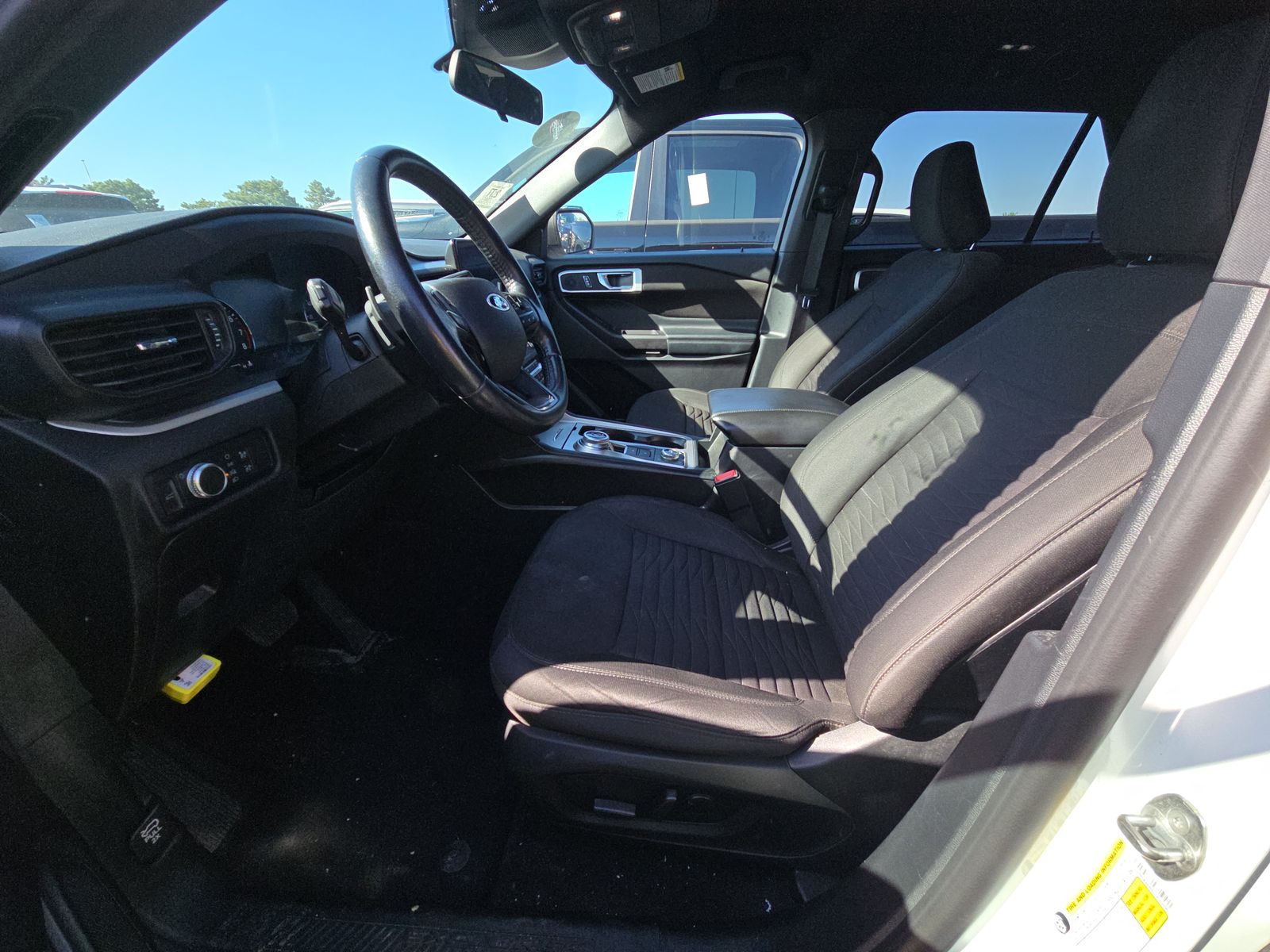 FORD EXPLORER - 8